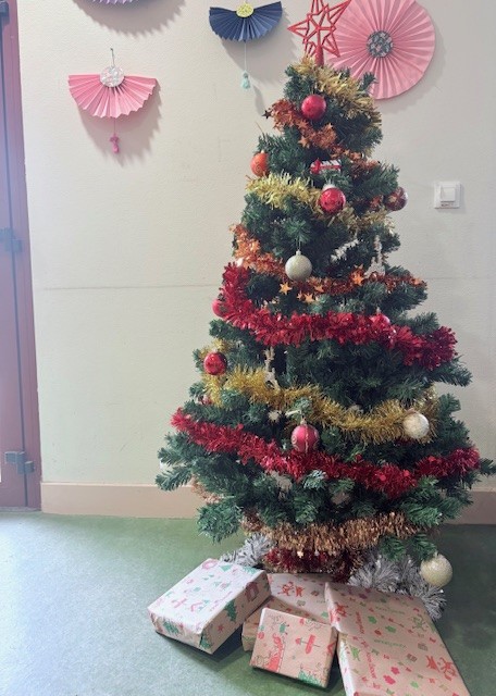 Sapin d&eacute;cor&eacute;