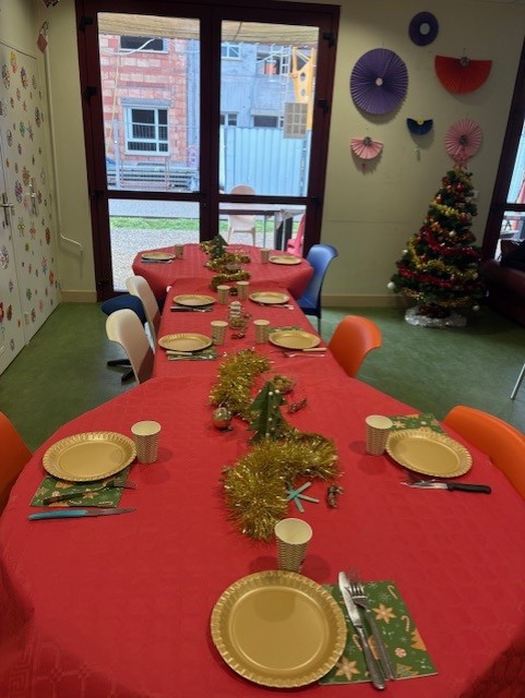 Table d&eacute;cor&eacute;e